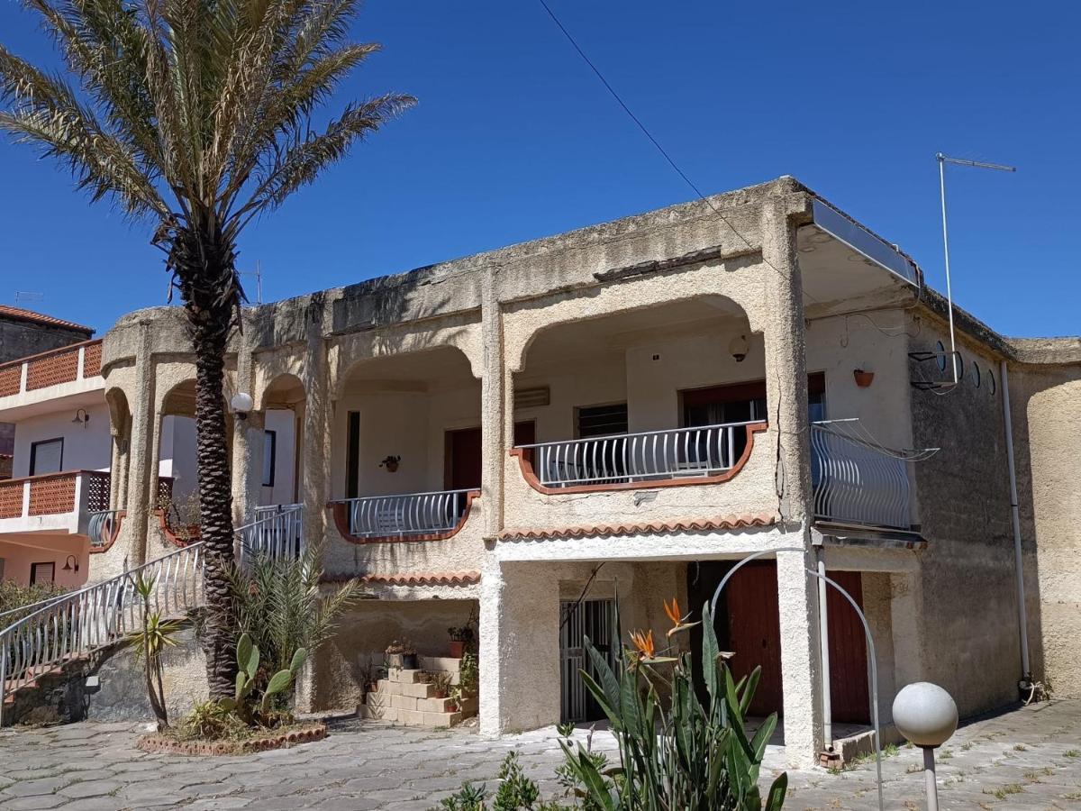 Fortezza Villa Azzurra Agnone Bagni Bagian luar foto