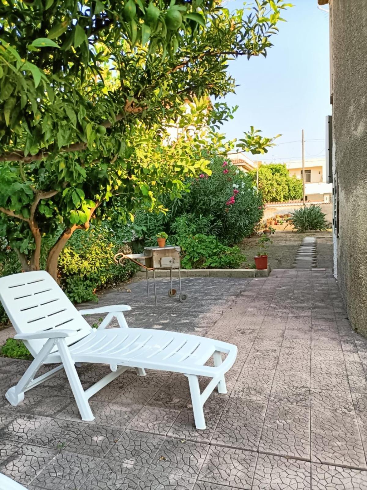 Fortezza Villa Azzurra Agnone Bagni Bagian luar foto